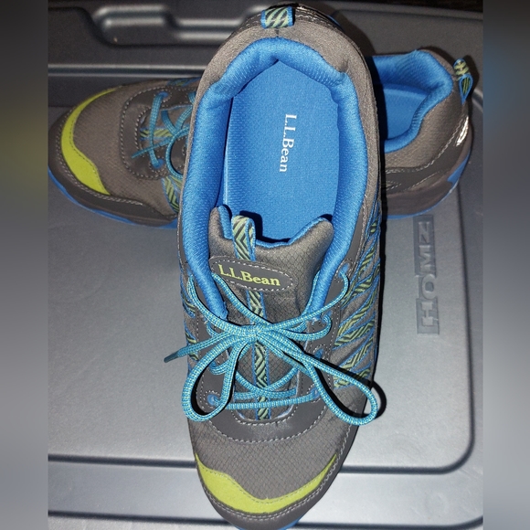 NWOT-  Adventure Sneakers L.L. Bean- the bottom looks used but isnt - Picture 4 of 6